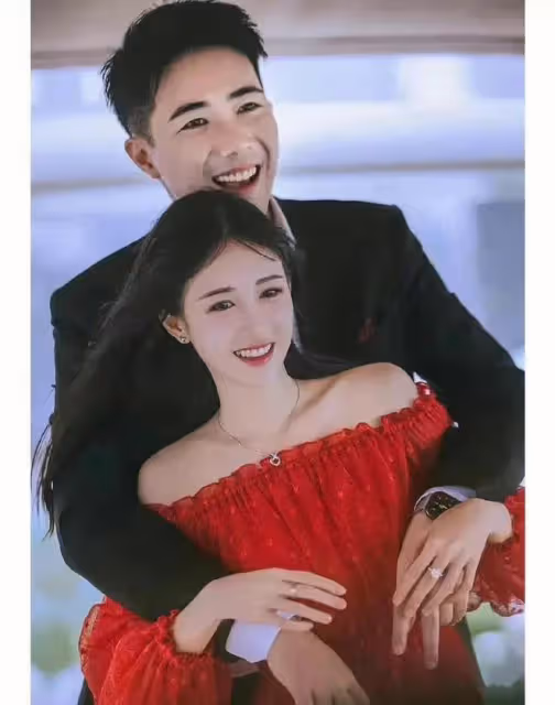 名媛舞會上的中國名媛：袁九兒與陳凱歌兒子傳緋聞，余晚晚賺1億