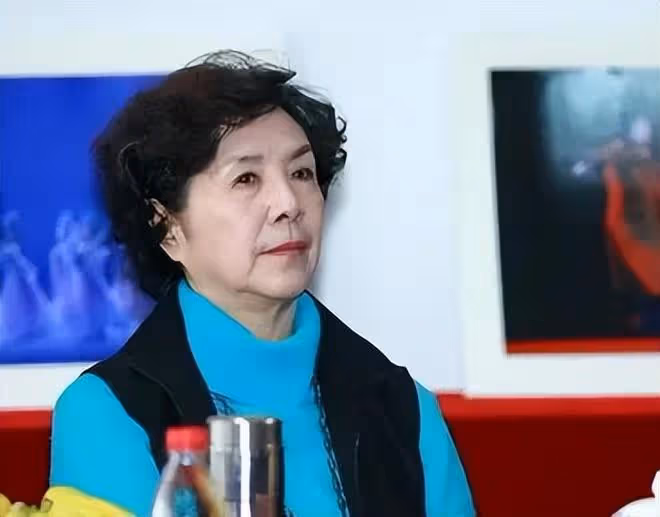 87歲舞蹈家趙青去世，感染新冠後曾康復，平安夜突然無生命體徵