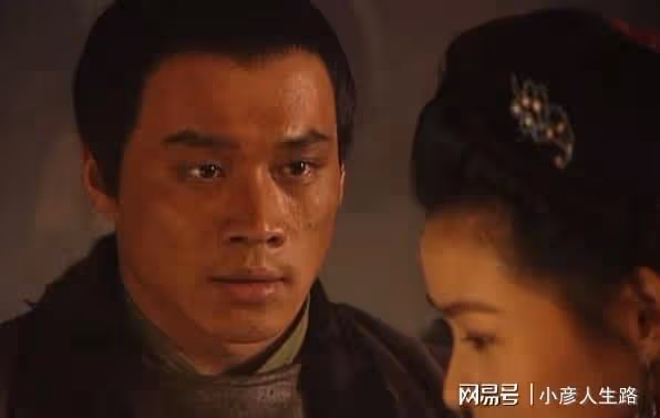 演員丁海峰：25歲娶初戀，妻子患癌後不離不棄，把她當成寶