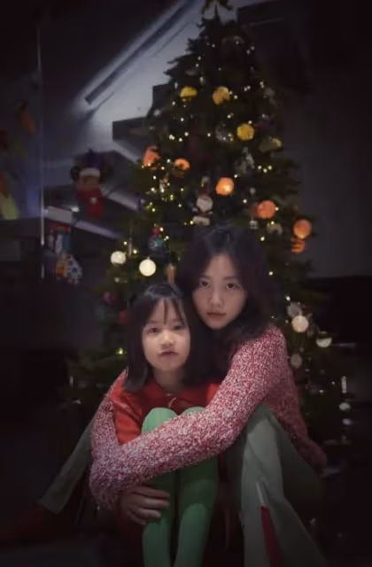 黃磊三個兒女過聖誕，多多帶弟弟妹妹跳舞好歡樂，分享弟弟正面照