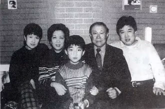悲痛！老戲骨謝芳丈夫因新冠突然病逝，享年92歲，最後露面精神足