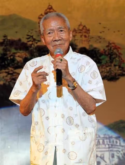 悲痛！老戲骨謝芳丈夫因新冠突然病逝，享年92歲，最後露面精神足