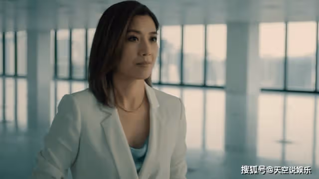 《廉政狙擊》擺脫歌女，晉升女強人，屠敏追捧方家晴，帶著兩份陰謀