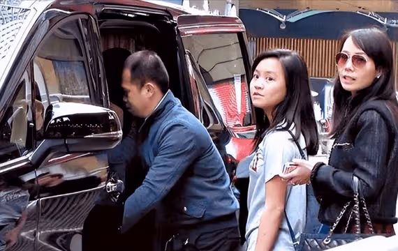 呂麗君劉鑾雄在商場偶遇，分手後呂麗君沒提過錢，因此獲大劉信任