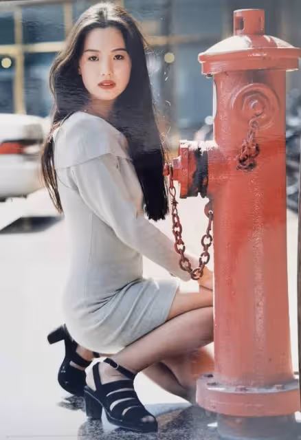 影后詠梅的皺紋、斑禿、小肚腩,扯下內娛多少整容女星的遮羞布?