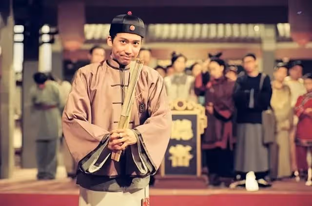 香港知名男星瘦到脫相！患鼻咽癌花光積蓄，復出拍劇精神狀態佳