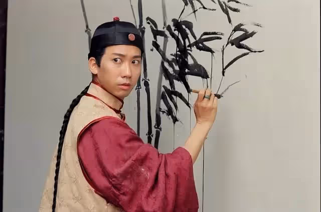 香港知名男星瘦到脫相！患鼻咽癌花光積蓄，復出拍劇精神狀態佳