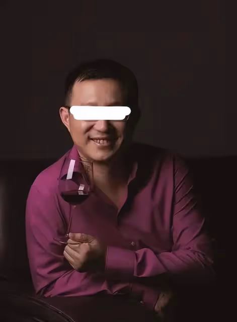 珠寶豪門「前贅婿」沈東軍，是營銷鬼才，還是極端自戀的狂人？