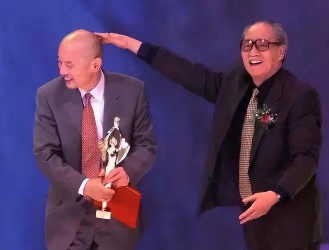 葛優母親施文心去世，享壽94歲，6年前喪偶後患上居喪綜合徵