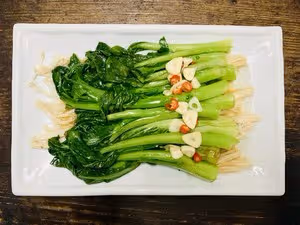 家常宴客相宜之白灼廣東菜心