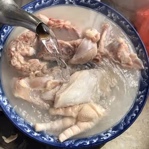 強身健體，提高免疫力 【姬松茸蟲草花雞湯】