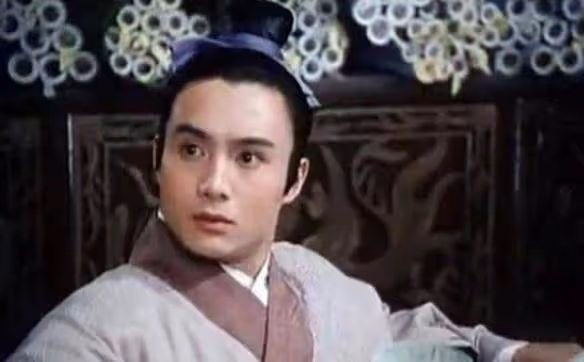 白龍馬王伯昭:因拍戲曾被謝霆鋒打到住院,今64歲靠賣滷菜為生