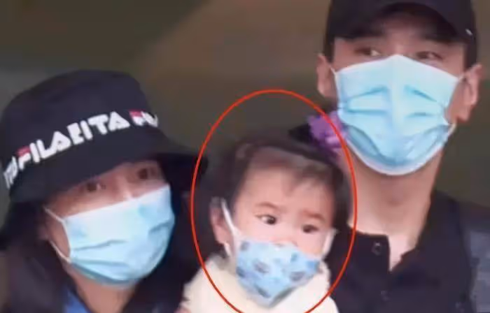 明星基因真強？有種遺傳叫「生了個自己」，戚薇蔡少芬都不算啥，看到高圓圓才是真絕