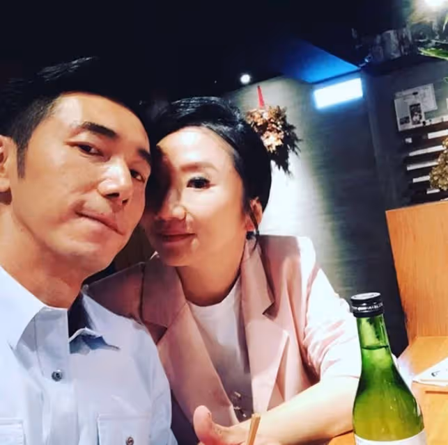 52歲陶晶瑩放飛自我?純素顏真實樣貌大方示眾,逆齡20年驚呆網友:像是換了一個人