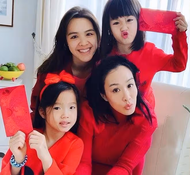 同為混血兒，鍾麗緹女兒性感，姜文女兒風情，吳彥祖女兒太普通？