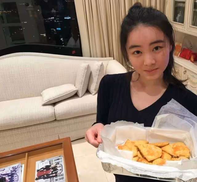 前途無量!落選港姐豪宅內飾曝光,已正式成醫生多次被勸別做藝人