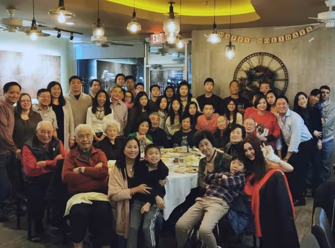 溫碧霞探望豪門公公!對方很開心見到她,不介意其收養孩子不生娃