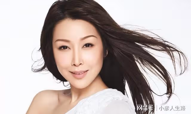 孫悅:玩命商演還巨額債務,火遍南北20年,退圈8年後現狀