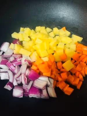 超濃郁｜好吃到舔盤｜肥牛咖喱飯🍛