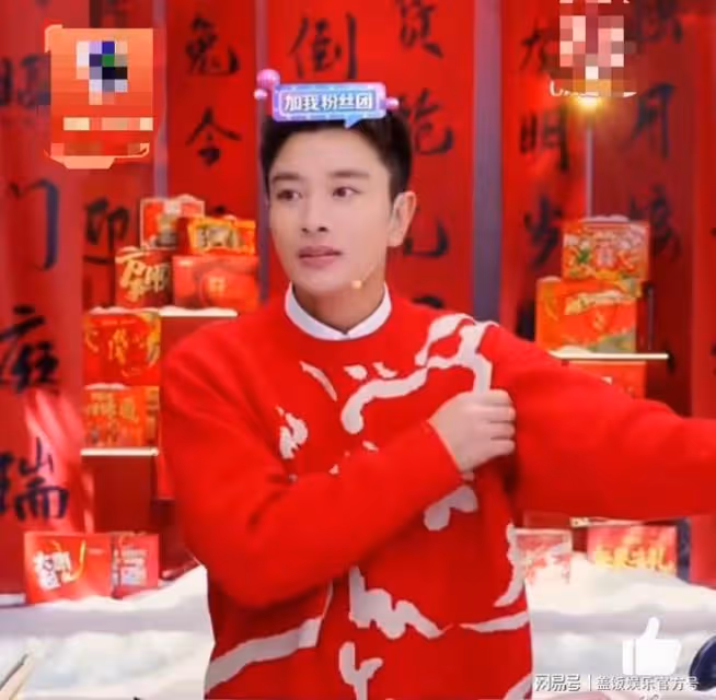 賈乃亮雷佳音深夜聚會，臉色泛紅顯醉意，把酒言歡好快活