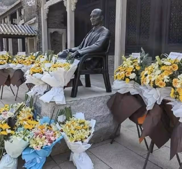 揭秘香港闊太聚會：李嘉欣想去沒人帶她玩，郭晶晶受邀卻不想參加