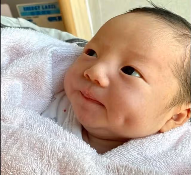 39歲香港知名女星搞盛大派對為兒子慶生,爸爸搶盡風頭被兒子無視