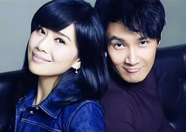 判若兩人!香港知名女星近照被指面目全非,嫁小9歲老公愛得甜蜜