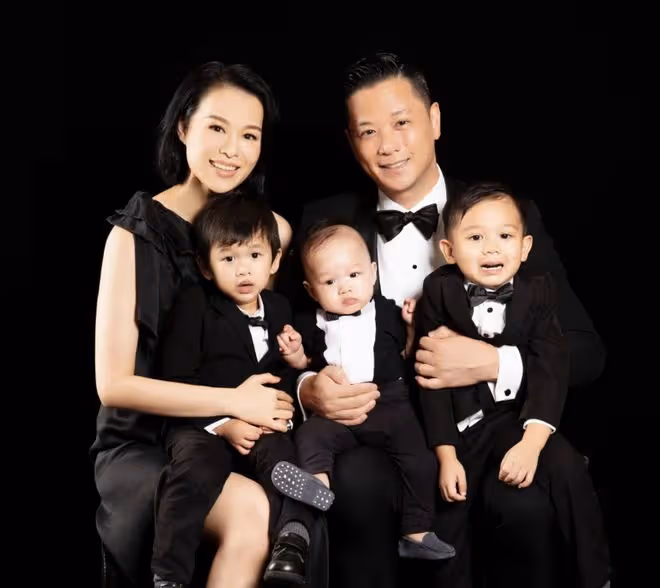 胡杏兒夫婦慶祝結婚7周年,發文互送飛吻,撇下3個孩子過二人世界