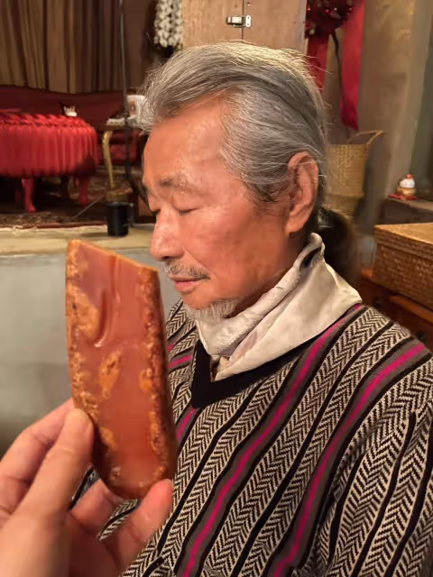 和好友溫馨聚餐！64歲陳文茜「三人暢聊整晚」大嗑美食　曬照挨網酸「胖這麼多」她高EQ回應了