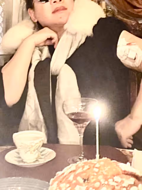 和好友溫馨聚餐！64歲陳文茜「三人暢聊整晚」大嗑美食　曬照挨網酸「胖這麼多」她高EQ回應了