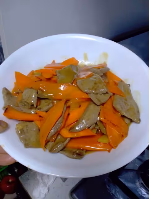 養眼的【胡蘿蔔炒豬肝】