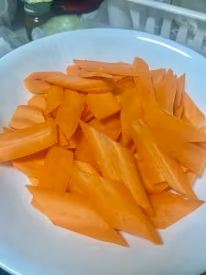 養眼的【胡蘿蔔炒豬肝】