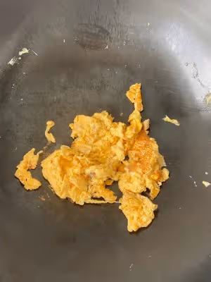 雞蛋炒香乾