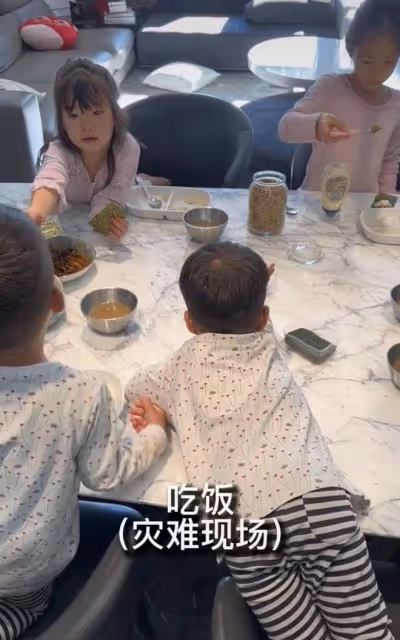 陳佩斯兒子曝一家六口染新冠!高燒40度帶四娃,祖孫三代如複製