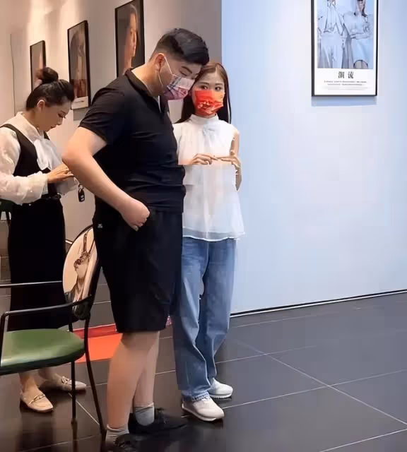 大衣哥著急了：陳萌暫時不考慮結婚，朱小偉婚事只能往後推