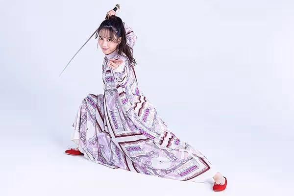 黑桃Q山本千尋是世界武術冠軍!3歲習武,26歲劍術刀槍長拳全精通