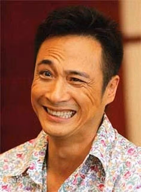 前秒犀利點評,下秒卻給趙露思一票,吳鎮宇這是?好演技嚇跑於正