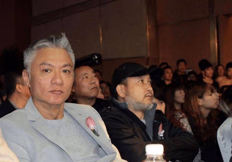 曾紅過梁朝偉,與劉嘉玲分手後退出娛樂圈,經商失敗如今落魄