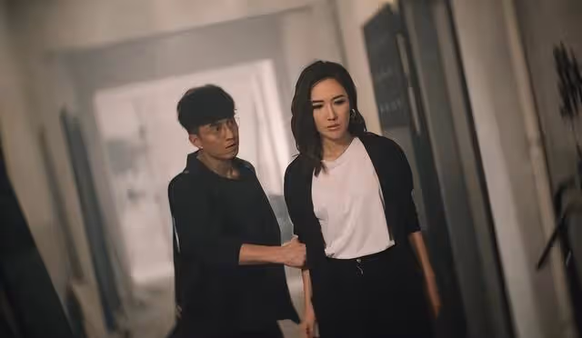 TVB視帝大熱被曝戴水晶轉運！本人否認，稱靈驗的話早買了六合彩