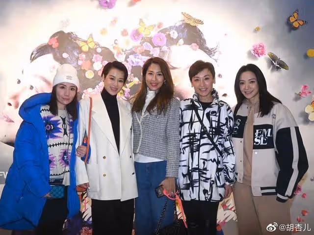 胡杏兒曬照慶祝銅婚!疑拋下三子過二人世界,老公依舊帥氣有型