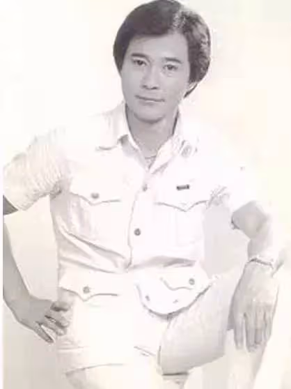 一代小生江明「跨海俠義行醫」息影20多年近況曝光,80歲仍風度翩翩「揭晚年轉行心聲」網贊:心中有大愛!