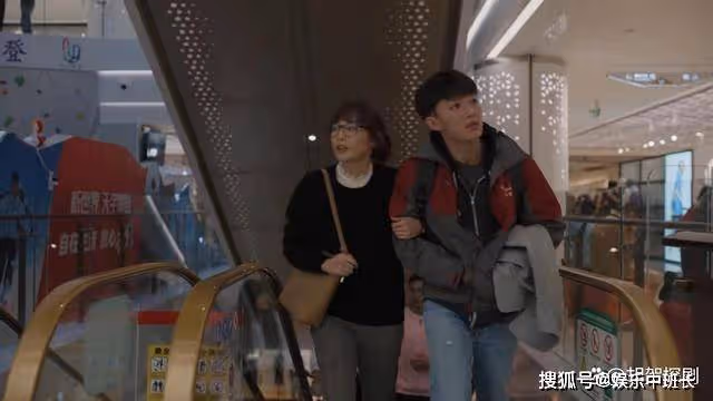 《理想之城》趙顯坤到死不知道,吳紅玫離婚第二天就投懷送抱的真相