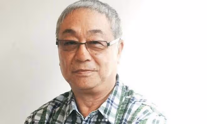 曾江離世8個月,妻子蒼老了太多,兩鬢斑白臉上再無笑意