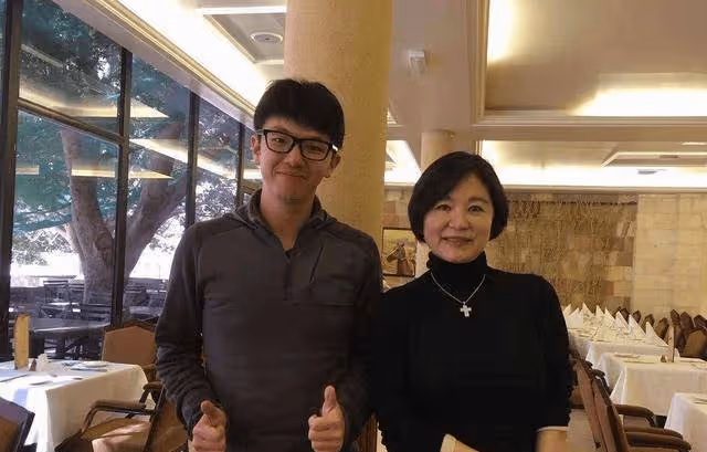 富豪對吃有多講究,林青霞請廚師要試用6個月,劉鑾雄每頓20個菜