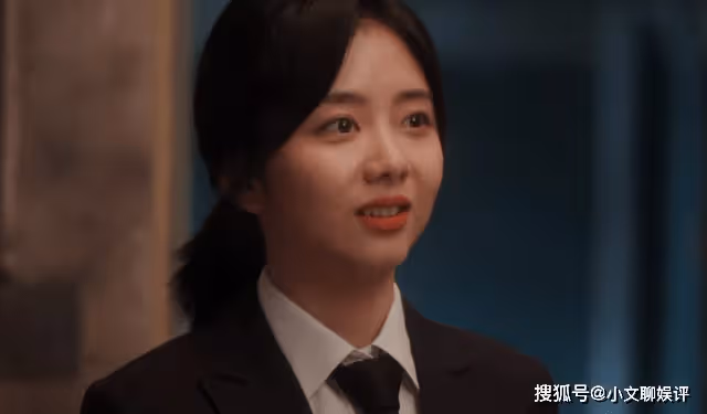 《向風而行》連降三級!程霄身上的刺頭不拔,再有能力也只是個花瓶