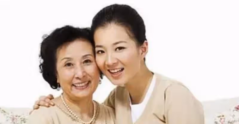 母親帶孩子，婆婆怕親家母霸占家產把人趕走，婆婆帶半個月受不了