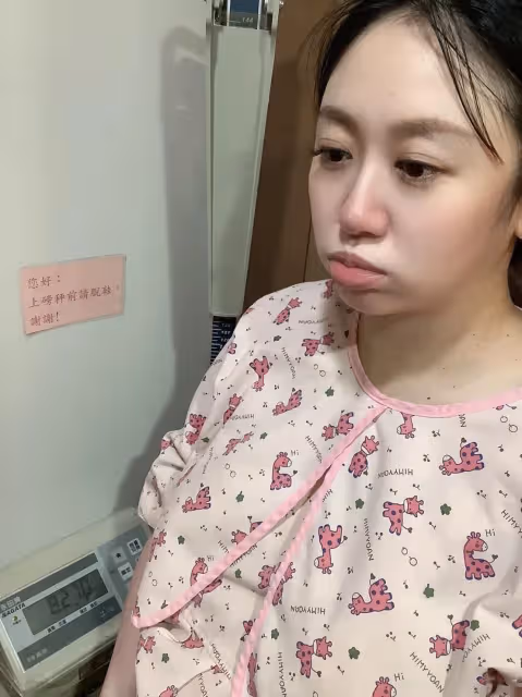 5天前喜迎愛女！34歲女星產後「肚子鬆垮像懷胎6月」　忍淚曝照片「驚見超深傷疤」網鼻酸：媽媽真的很偉大