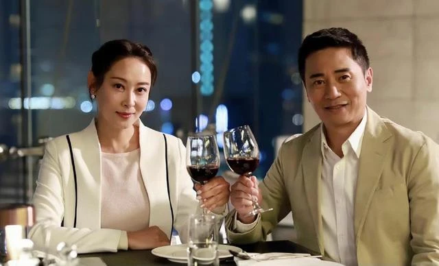 TVB知名配角一年播7劇成勞模!自覺女兒不漂亮,希望她做普通人