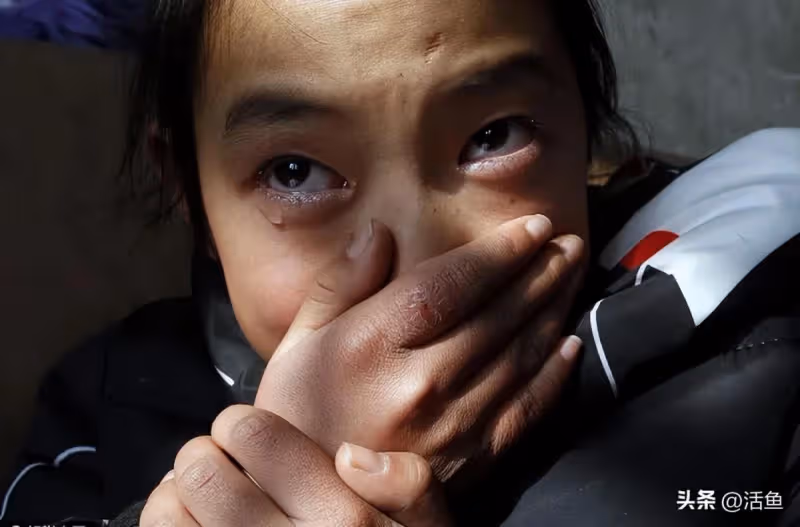 農村夫婦讓表姐帶女兒10餘年，表姐視為己出，女兒：我要留下來