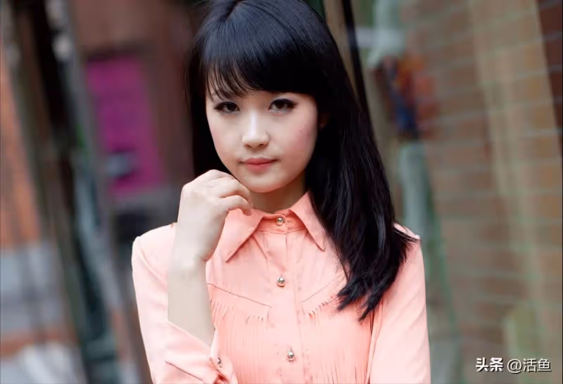 女子離家8年兒子被送人，她想要回兒子，兒子的養母：不配當媽媽